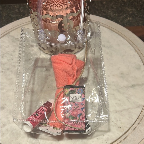 Gucci Other - Gucci Flora Bath Collection